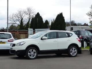 Nissan Qashqai 1.5 dci 110 acenta + pan roof / zero deposit 165 p/mth +