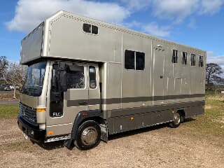 Volvo FLC 7.5 Coach built Horse box Stalled & living